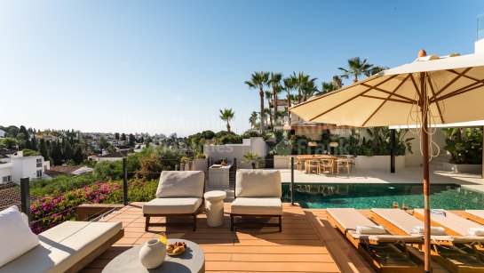 Villa en venta en Nueva Andalucia, Marbella