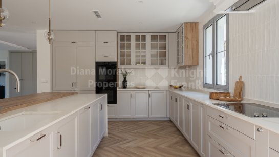 Villa à vendre à Los Arqueros, Benahavis