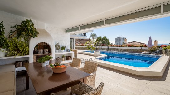 Villa for sale in Nueva Andalucia, Marbella