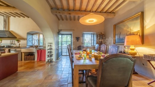 Estate à vendre à Montalcino