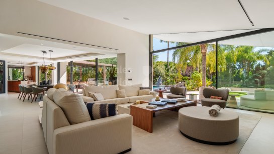 Villa à vendre à Hacienda las Chapas, Marbella Est