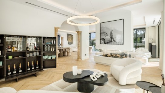 Villa à vendre à El Herrojo, Benahavis