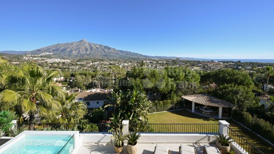 Villa en venta en Las Brisas, Nueva Andalucia