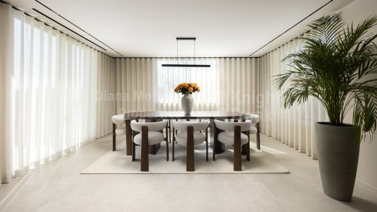 Villa for sale in Haza del Conde, Nueva Andalucia