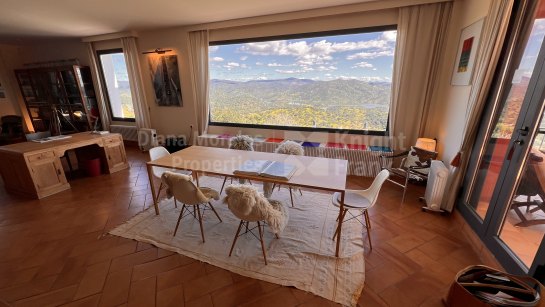 Villa for sale in Aracena