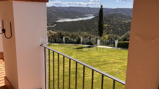 Villa for sale in Aracena