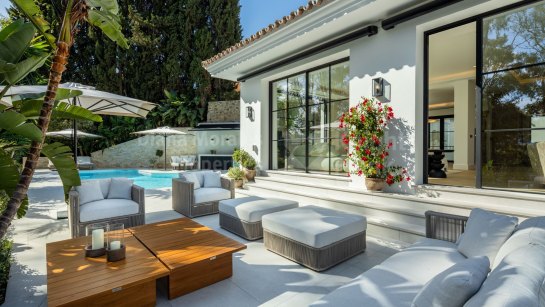 Villa à vendre à El Herrojo, Benahavis
