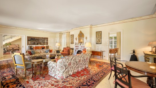 Villa for sale in Los Monteros, Marbella East