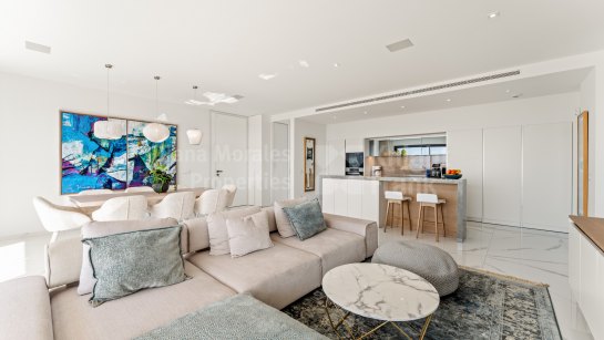 Apartamento en venta en Byu Hills, Benahavis