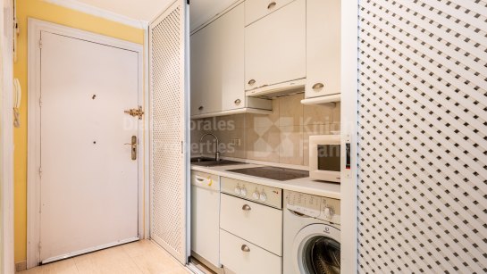 Studio for sale in Andalucia del Mar, Puerto Banus