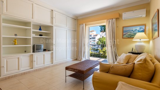 Studio for sale in Andalucia del Mar, Puerto Banus
