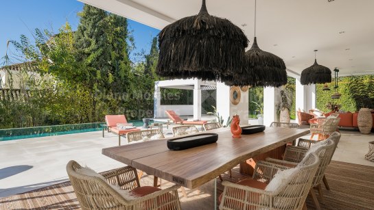 Villa zum Verkauf in Las Chapas, Marbella Ost