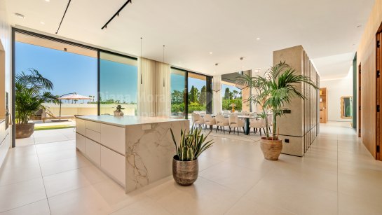 Villa zum Verkauf in Guadalmina Alta, San Pedro de Alcantara