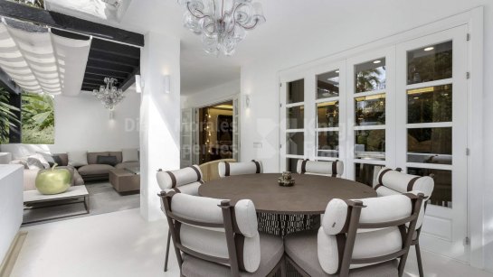 Ground Floor Apartment for sale in Puente Romano, Marbella Golden Mile