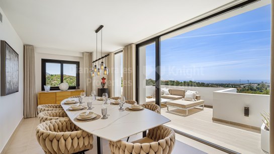 Villa zum Verkauf in Las Lomas de Nueva Andalucia