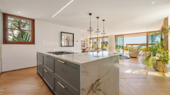 Villa for sale in The Hills, Benahavis