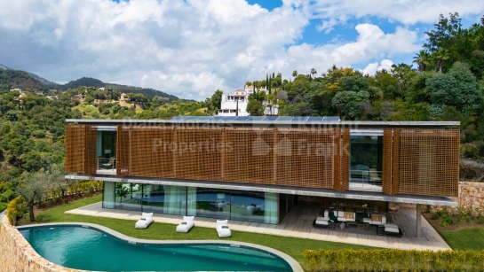 Villa to rent in El Madroñal, Benahavis