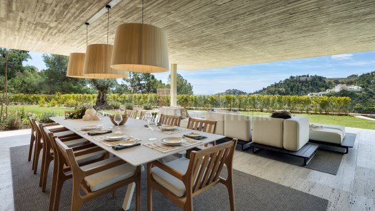 Villa to rent in El Madroñal, Benahavis