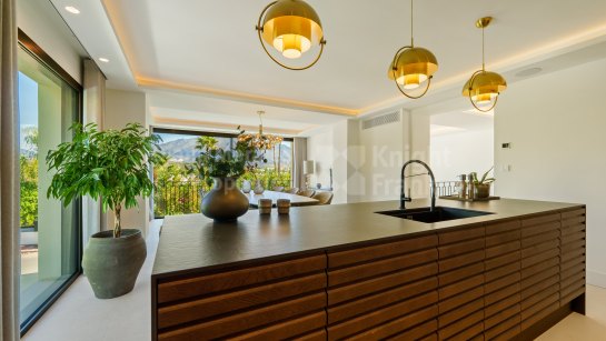 Villa en venta en Las Brisas, Nueva Andalucia