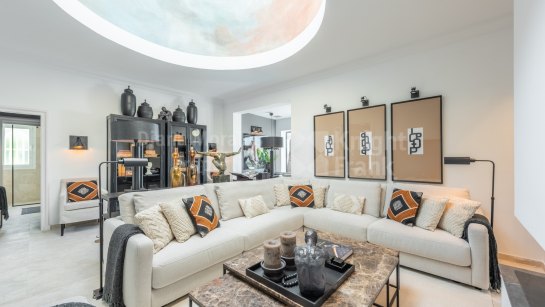 Town House for sale in Oasis de Marbella, Marbella Golden Mile