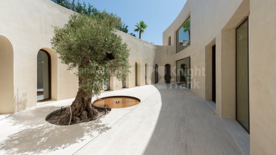 Villa zum Verkauf in Casares