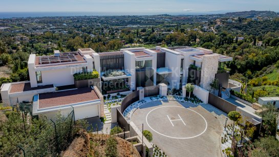 Villa en venta en La Quinta, Benahavis
