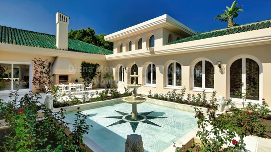 Villa à vendre à Rio Real Golf, Marbella Est