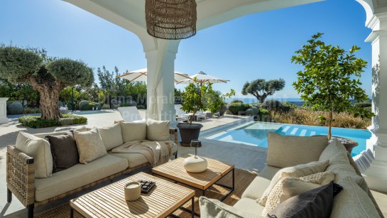 Villa for sale in Marbella Club Golf Resort, Benahavis