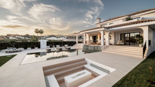 Villa zum Verkauf in Las Brisas, Nueva Andalucia