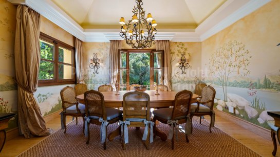 Villa zum Verkauf in Las Lomas del Marbella Club, Marbella Goldene Meile