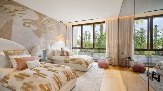 Дуплекс на продажу в Epic Marbella, Золотая Миля