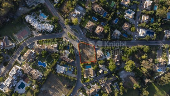 Parcela en venta en Nueva Andalucia, Marbella