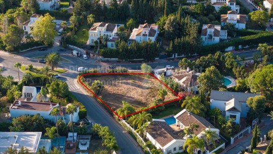 Parcela en venta en Nueva Andalucia, Marbella