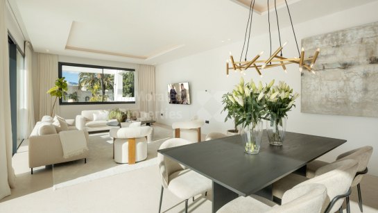 Villa en venta en Paraiso Medio, Estepona Este