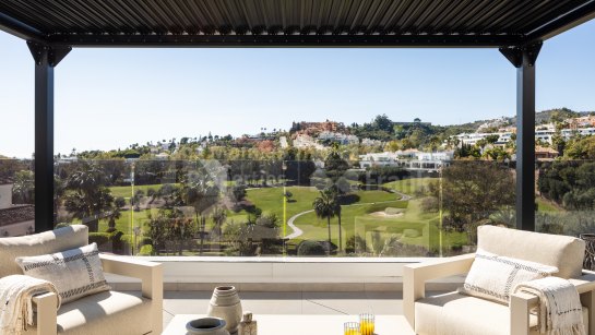 Villa for sale in Las Brisas, Nueva Andalucia