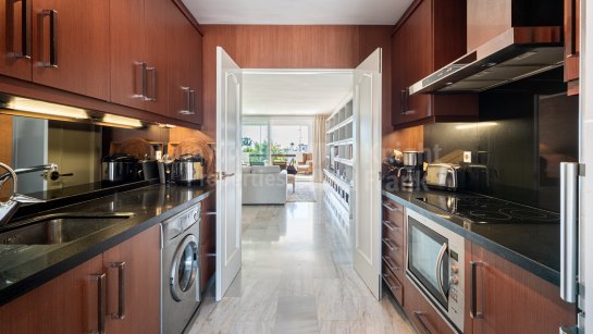 Apartamento en venta en Bel Air, Estepona Este