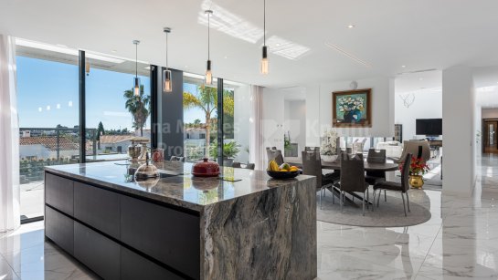 Villa zum Verkauf in Paraiso Alto, Benahavis