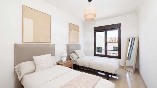 Town House for sale in Estepona West