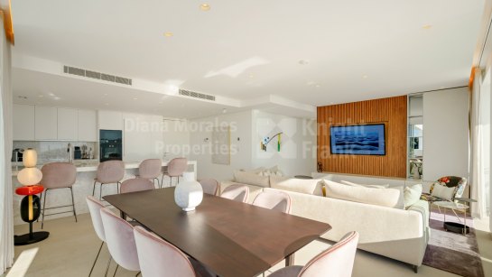 Zweistöckiges Penthouse zum Verkauf in Palo Alto, Ojen