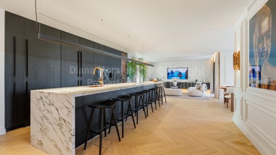 Duplex Penthouse à vendre à Palacetes Los Belvederes, Nueva Andalucia