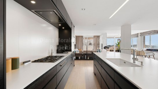 Дуплекс на продажу в Aloha Hill Club, Новая Андалусия