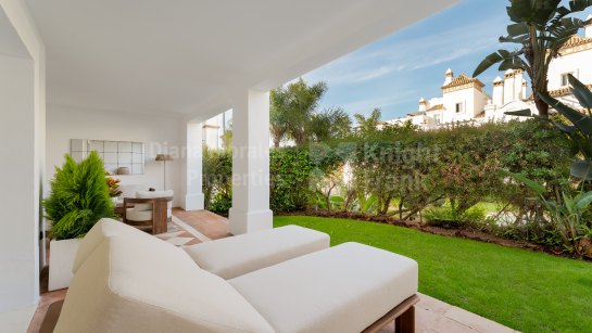 Apartamento Planta Baja en venta en Montebello Hills, Marbella Milla de Oro