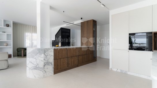 Пентхаус дуплекс на продажу в La Quinta Village, Новая Андалусия