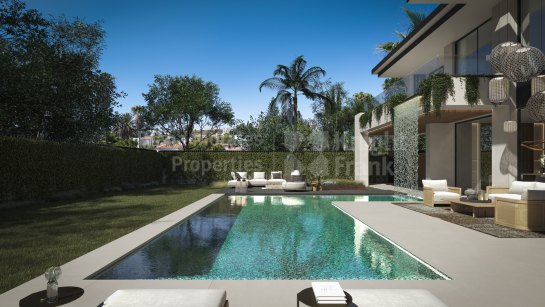 Villa en venta en Cortijo Blanco, San Pedro de Alcantara