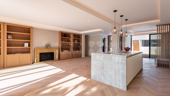 Villa zum Verkauf in Elviria, Marbella Ost