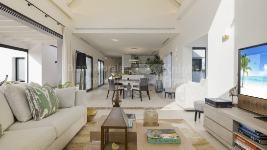 Villa for sale in Las Lomas del Marbella Club, Marbella Golden Mile