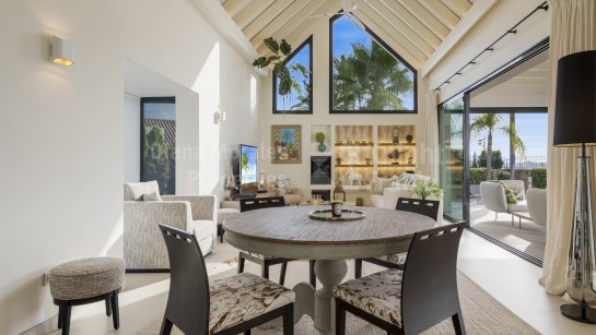 Villa for sale in Las Lomas del Marbella Club, Marbella Golden Mile