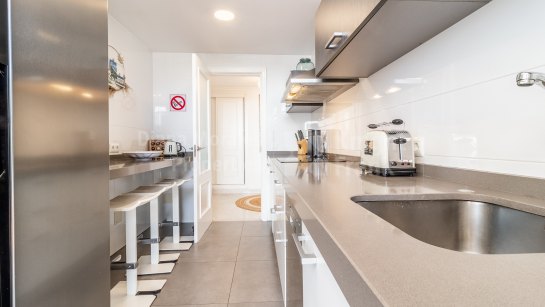Penthouse for sale in Puerto Banus, Marbella