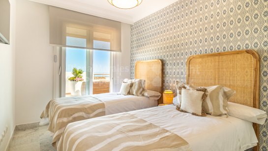 Penthouse for sale in Puerto Banus, Marbella