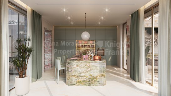 Villa en venta en Nueva Andalucia, Marbella